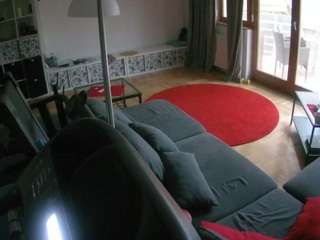 voyeurcam-julmodels-living-4