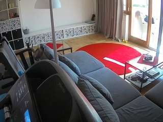 voyeurcam-julmodels-living-4 webcam