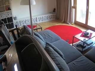 voyeurcam-julmodels-living-4