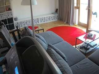 voyeurcam-julmodels-living-4