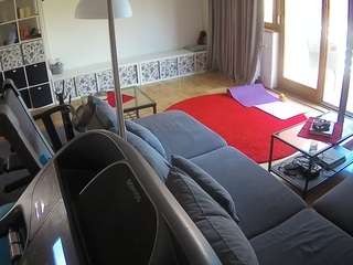 voyeurcam-julmodels-living-4