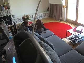 voyeurcam-julmodels-living-4