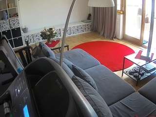 voyeurcam-julmodels-living-4