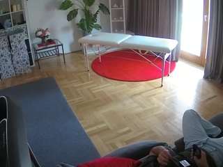 voyeurcam-julmodels-living-4