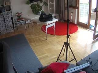 voyeurcam-julmodels-living-4 webcam
