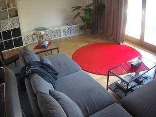 voyeurcam-julmodels-living-4
