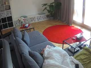 voyeurcam-julmodels-living-4