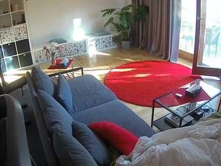 voyeurcam-julmodels-living-4