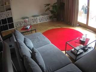 voyeurcam-julmodels-living-4