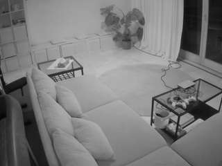voyeurcam-julmodels-living-4