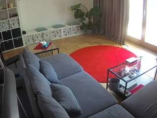 voyeurcam-julmodels-living-4