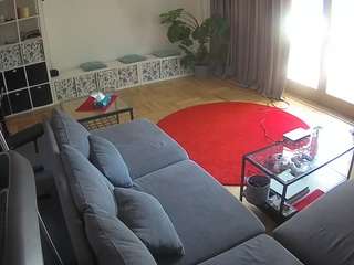 voyeurcam-julmodels-living-4