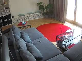 voyeurcam-julmodels-living-4