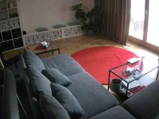 voyeurcam-julmodels-living-4 webcam