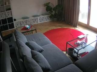 voyeurcam-julmodels-living-4 webcam