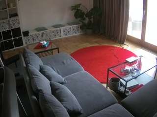 voyeurcam-julmodels-living-4 webcam