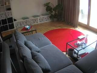 voyeurcam-julmodels-living-4 webcam