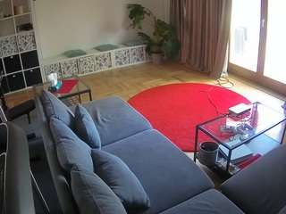 voyeurcam-julmodels-living-4