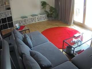 voyeurcam-julmodels-living-4