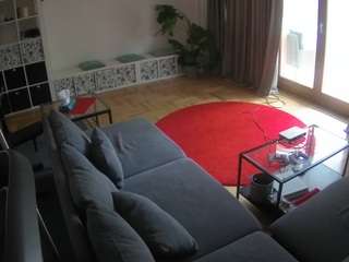 voyeurcam-julmodels-living-4