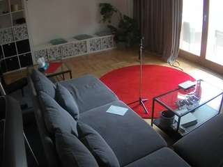 voyeurcam-julmodels-living-4