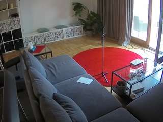 voyeurcam-julmodels-living-4