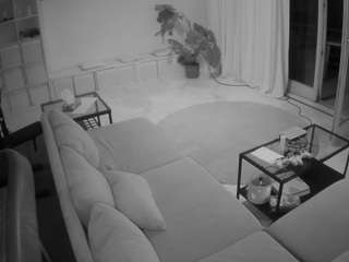 voyeurcam-julmodels-living-4