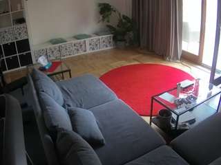 voyeurcam-julmodels-living-4
