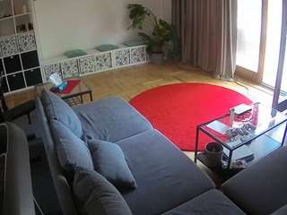 voyeurcam-julmodels-living-4