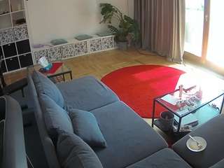 voyeurcam-julmodels-living-4