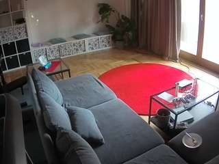 voyeurcam-julmodels-living-4