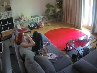 voyeurcam-julmodels-living-4