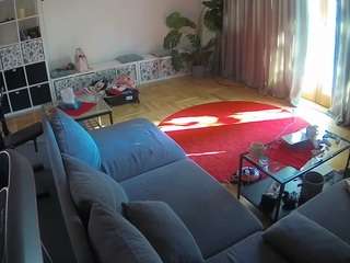 voyeurcam-julmodels-living-4