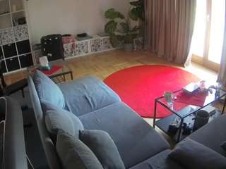 voyeurcam-julmodels-living-4