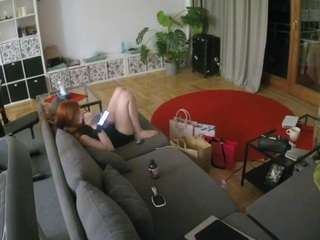 voyeurcam-julmodels-living-4
