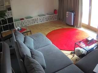 voyeurcam-julmodels-living-4