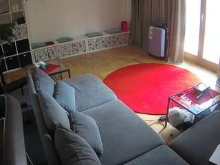 voyeurcam-julmodels-living-4