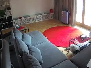 voyeurcam-julmodels-living-4