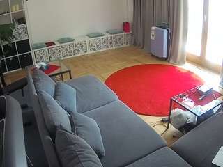 voyeurcam-julmodels-living-4