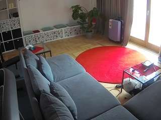 voyeurcam-julmodels-living-4