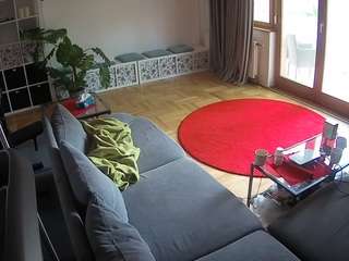 voyeurcam-julmodels-living-4