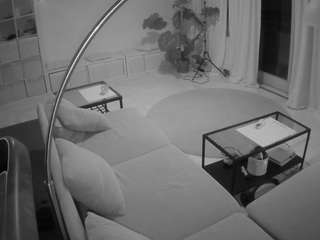 voyeurcam-julmodels-living-4
