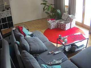 voyeurcam-julmodels-living-4