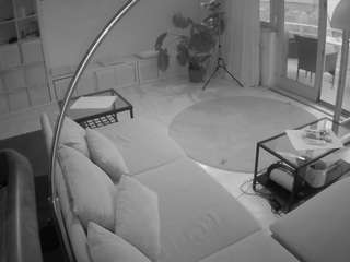 voyeurcam-julmodels-living-4