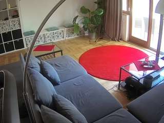 voyeurcam-julmodels-living-4