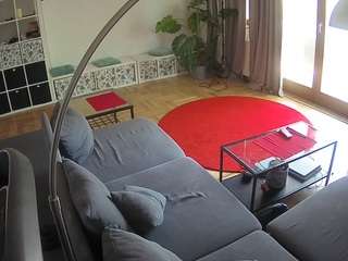 voyeurcam-julmodels-living-4