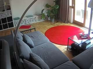 voyeurcam-julmodels-living-4