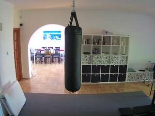 voyeurcam-julmodels-living-5