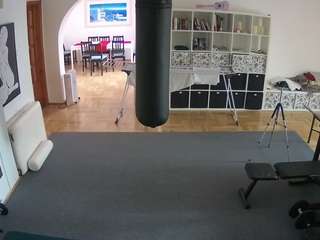 voyeurcam-julmodels-living-5