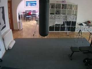 voyeurcam-julmodels-living-5